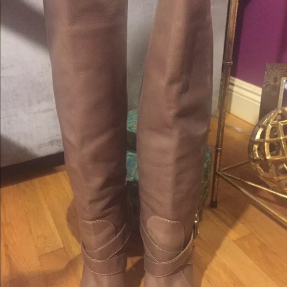 FENDI leather light brown knee high boots - Picture 3 of 8